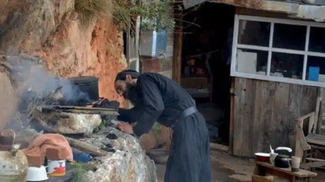 paradeigma-pos-oi-vlastimies-kai-oi-katares-pianoyn-min-akoympisei-kaneis-to-psari-ayto-396434