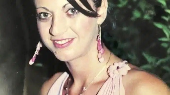 kalo-taxidi-aggele-moy-amp-8230-thrinos-gia-tin-agathi-mas-afise-toso-nea-amp-8230-klaiei-oli-i-poli-396460