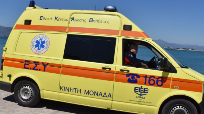 sok-einai-nekros-amp-8211-epese-stin-thalassa-me-to-aytokinito-toy-396548