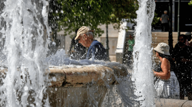 makari-na-peso-exo-kai-na-min-erthei-ayto-poy-provlepo-amp-8211-sokarismenos-gia-1i-fora-o-kallianos-me-ayto-poy-plisiazei-tin-ellada-396057