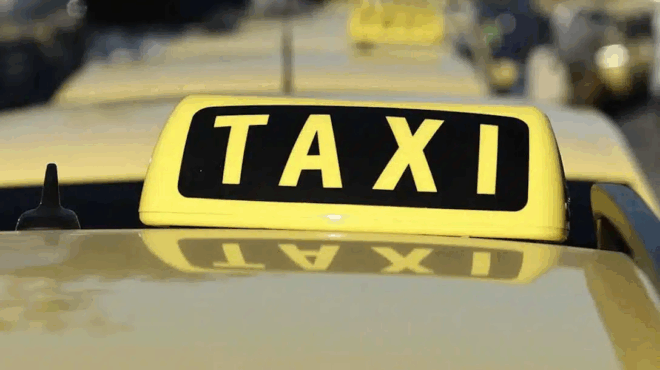 cheiropedes-se-odigo-taxi-poy-chreose-310-eupo-gia-el-venizelos-syntagma-398470