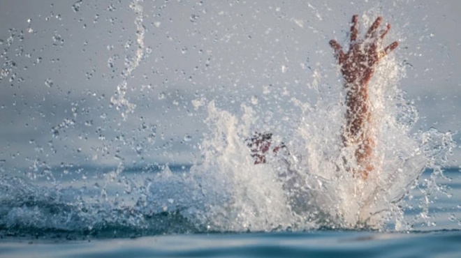 tragodia-sto-pilio-pnigike-32chronos-toyristas-poy-parasyrthike-apo-ta-kymata-394023