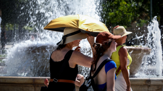 min-pate-poythena-meinete-spiti-sto-klimatistiko-kokkini-proeidopoiisi-gia-6-perioches-tis-elladas-amp-8211-tha-vrasoyn-me-40aria-amp-8230-syn-396551