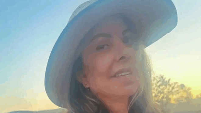 etsi-einai-to-soma-tis-antzelas-dimitrioy-sta-70-choris-retoys-soysoyro-me-tis-foto-me-olosomo-magio-tis-laidis-394737