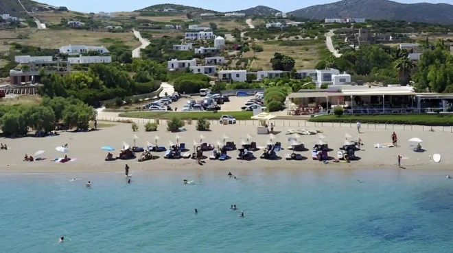 emeina-8-meres-me-150e-to-elliniko-nisi-me-ta-tirkoyaz-nera-poy-echei-to-pio-fthino-paketo-diakopon-ki-akomi-den-to-anakalypsan-oi-xenoi-397544