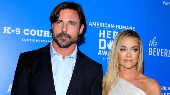 vomva-sti-showbiz-diazygio-gia-to-pio-agapimeno-zeygari-meta-apo-7-xronia-gamoy-393510