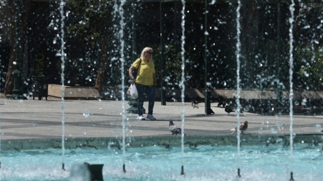 ayto-poy-erchetai-den-to-lene-oyte-oi-meteorologoi-oi-poleis-poy-mpainoyn-sto-foyrno-erchetai-pragmatikos-kaysonas-406890