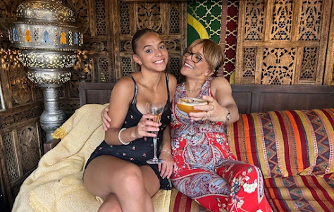 sygklonizei-i-mana-poy-echase-xafnika-tin-kori-tis-moy-eipe-xereis-mama-s-agapo-syggnomi-antio-kai-katerreyse-stin-agkalia-moy-401470