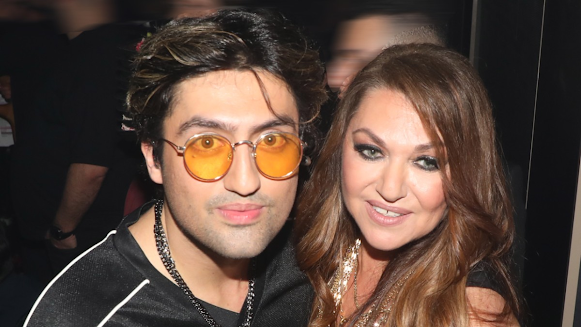 dimitris-schoinas-eroteymenos-o-monachogios-toy-dionysi-kai-tis-kaitis-garmpi-401912