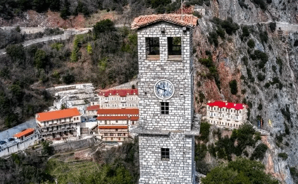 to-meros-tis-elladas-poy-anavoyn-sompes-katakalokairo-to-vrady-mpoyfanaki-403049