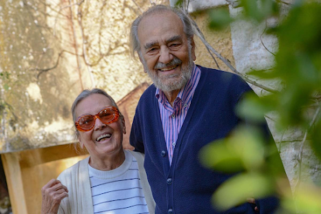 se-idryma-stin-tino-i-tyfli-syzygos-toy-ithopoioy-dimitri-kallivoka-403955