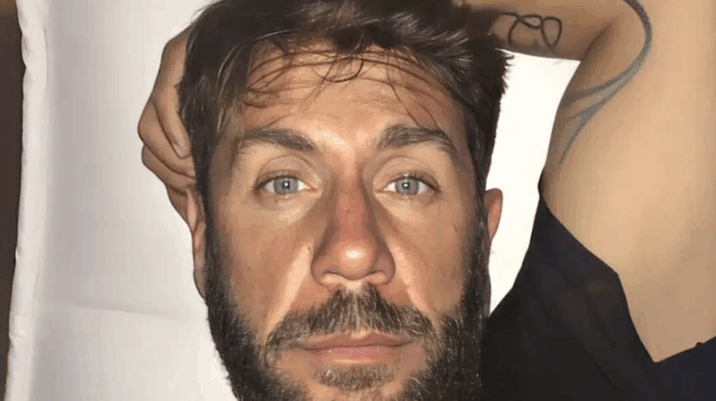 o-giorgos-mazonakis-spaei-ti-siopi-toy-den-pascho-apo-kanena-psychiko-nosima-404730