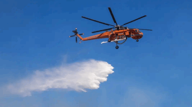 fotia-tora-sti-fokida-sikothikan-dyo-elikoptera-404860