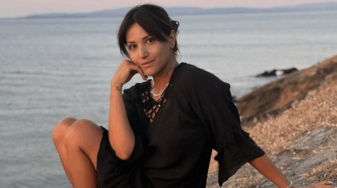 zalizoyn-oi-analogies-tis-i-sofia-paylidoy-forese-to-mayro-mpikini-tis-kai-einai-i-fantasiosi-kathe-antra-404915