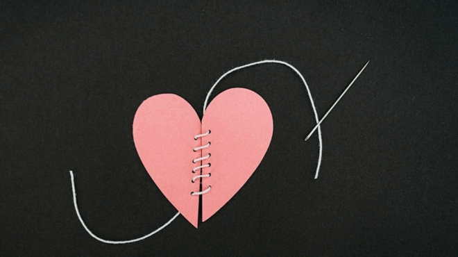 vomva-stin-elliniki-showbiz-pasignosto-zeygari-poy-eiche-chorisei-ta-xanavrike-meta-apo-poly-kairo-amp-8211-to-perimenan-oloi-405424