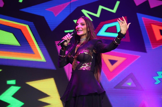 kerasmena-apo-ti-ria-ellinidoy-ta-diodia-kai-gia-to-piso-ochima-plirose-i-tragoydistria-404650