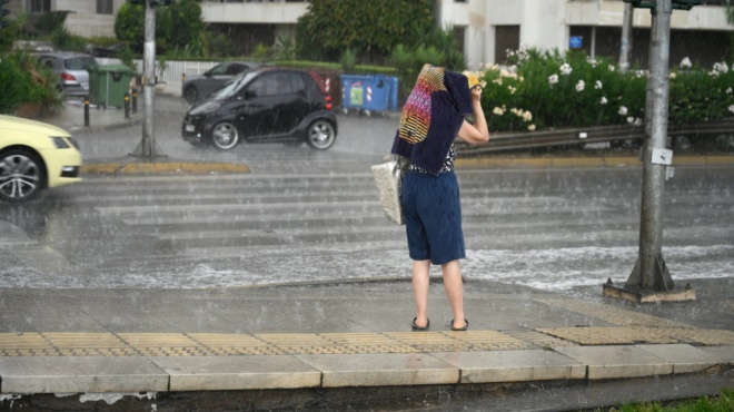 kalokairi-telos-xechaste-ta-mpania-kaka-mantata-gia-ton-kairo-kataigides-kai-mesa-stin-athina-proeidopoioyn-oi-meteorologoi-405064