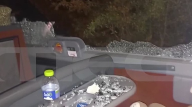 ektakti-eidisi-gia-toyristiko-leoforeio-gemato-kosmo-exo-apo-thessaloniki-amp-8211-eikones-sok-stin-egnatia-odo-405665