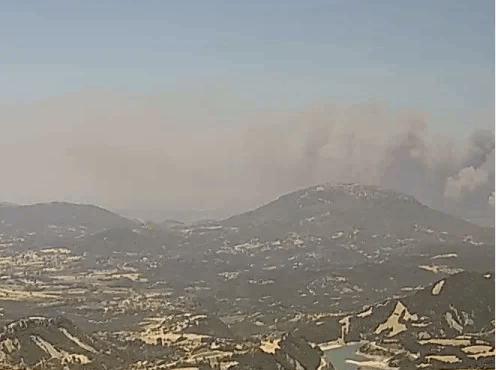 nea-megali-fotia-tora-se-pasignosti-megali-poli-tis-elladas-ichei-to-112-kindyneyoyn-spitia-ekkenonontai-oloklires-perioches-ti-echei-symvei-403208