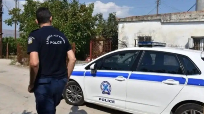 o-15chronos-poy-dolofonise-ton-patera-toy-evale-pontikofarmako-epeidi-asegloyse-stin-408215