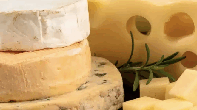 prosochi-kai-stin-ellada-to-molysmeno-tyri-poy-prokalese-dyo-thanatoys-kai-25-trofikes-dilitiriaseis-405998