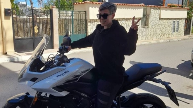 sok-ayti-einai-i-32chroni-mitera-poy-skotothike-stin-atalanti-amp-8211-gemizei-fotografies-tis-to-facebook-406407