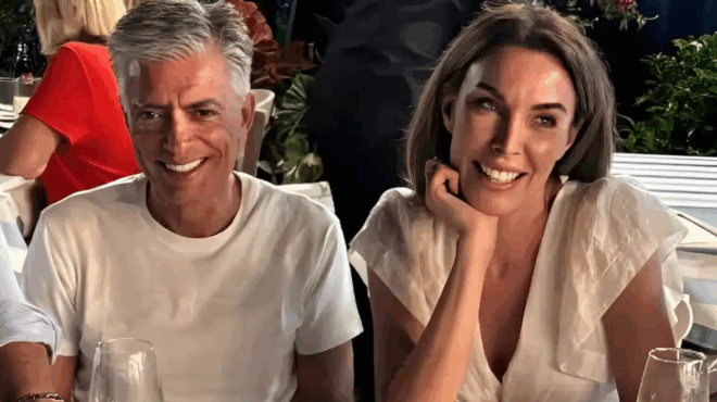 iereia-toy-styl-i-tatiana-stefanidoy-emfanistike-me-leyko-sandali-610-eupo-gia-na-faei-paidakia-400578