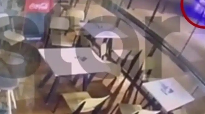 ntirla-soyromenos-vinteo-ntokoymento-apo-tin-katadioxi-toy-aderfoy-paroysiastrias-toy-alpha-405093