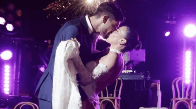 egine-o-gamos-toy-kalokairioy-stin-kriti-pantreytnke-gnosto-kai-agapimeno-zeygari-404357