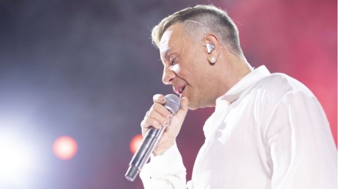 ektakto-gia-giorgo-mazonaki-molis-matheytnke-gia-ton-tragoydisti-404230