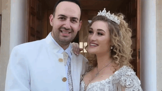 molis-matheytnke-gia-mayrikio-mayrikioy-amp-038-ilaeira-zisi-meta-apo-3-xronia-gamoy-408149