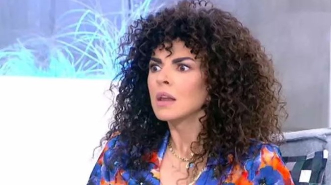 epathe-sok-o-mente-fuerte-vrike-tin-60chroni-sosia-tis-marias-solomoy-kai-etreche-na-tin-gnorisei-403766