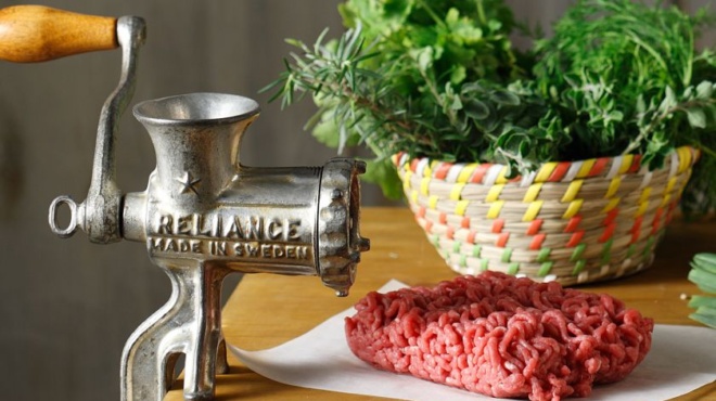 adianoito-peristatiko-sti-larisa-agorase-kima-kai-den-fantazeste-ti-vrike-mesa-416736