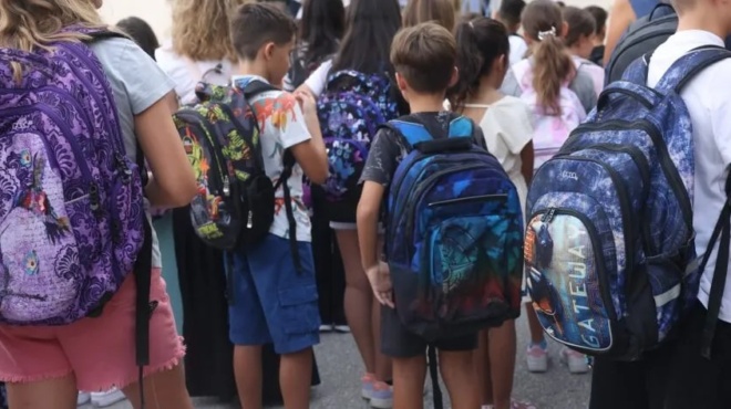 kleista-ta-scholeia-ton-oktovrio-oles-oi-imerominies-417063