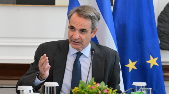 ektakto-tora-amp-8211-apantaei-se-oloys-toys-ellines-o-kyriakos-mitsotakis-417099