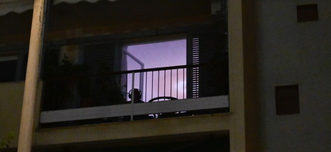 eiche-fovia-me-toys-giatroys-den-eiche-gynaikologo-molis-matheytike-i-pikri-alitheia-gia-tin-34chroni-poy-gennise-spiti-kai-pethane-409796