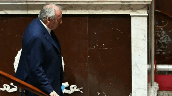 ektakto-epese-i-kyvernisi-sti-gallia-amp-8211-pagkosmia-anatarachi-amp-8211-ti-simainei-gia-tin-ellada-410904