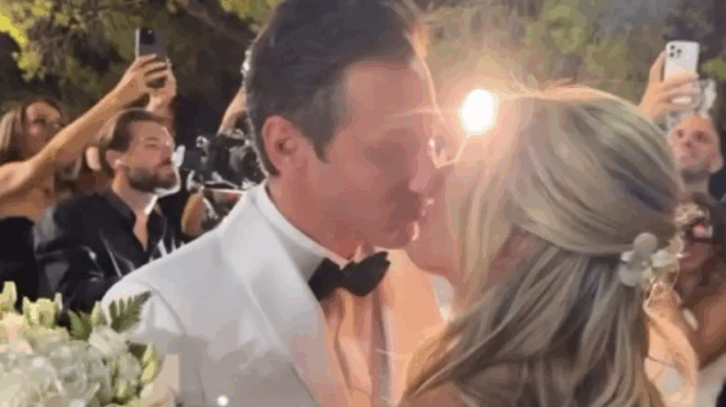 pantreytikan-o-panos-kalidis-kai-i-leanna-markogloy-i-afixi-tis-nyfis-kai-to-fili-411292