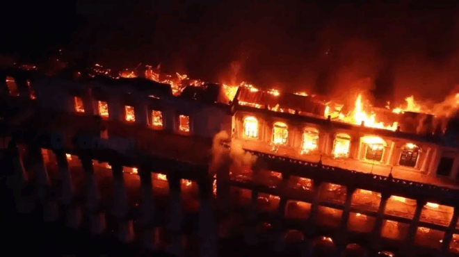 to-nepal-epese-lintsaran-proin-prothypoyrgo-kynigoyn-politikoys-411331