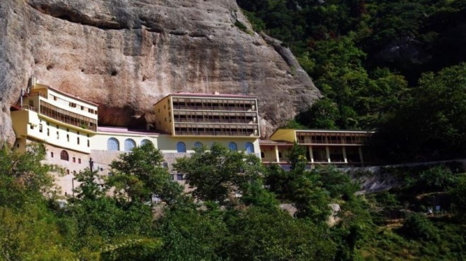 ektakto-sok-molis-ton-synelavan-410771