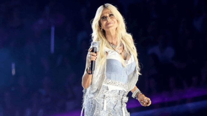 ektakto-chaos-stin-synaylia-tis-annas-vissi-412354