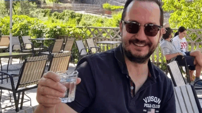 vasilis-kalogiroy-soy-ekopsan-to-dachtylo-en-zoi-cheria-anoma-soy-sterisan-to-oxygono-412755