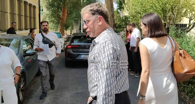 symvainei-tora-o-giorgos-mazonakis-katethese-minysi-kata-tis-oikogeneias-fotografies-411947