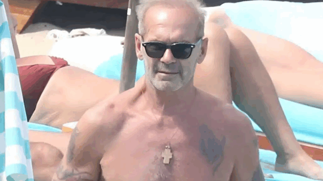 o-petros-kostopoylos-echase-50-ekatommyria-eupo-sti-mykono-413773