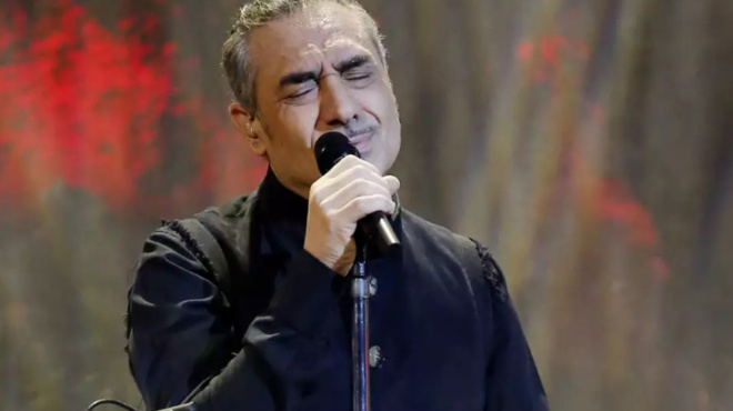 notis-sfakianakis-dyskoles-ores-gia-ton-tragoydisti-amp-8211-kathe-mera-eychomaste-gia-to-kalytero-413406