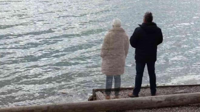 sas-vlepoyn-apo-psila-10-simadia-oti-oi-psyches-ton-nekron-poy-agapate-einai-panta-konta-sas-409629