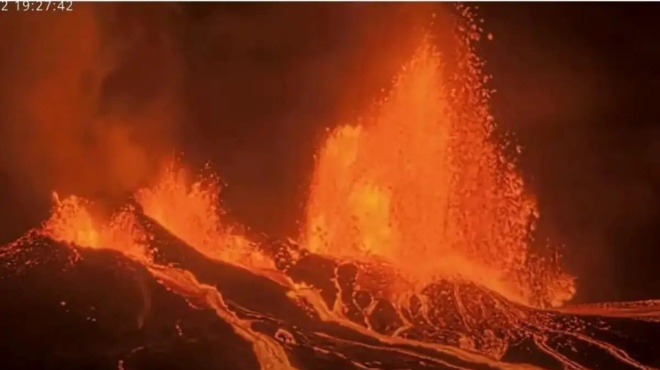 ektakto-tora-exerragi-to-ifaisteio-megali-ekrixi-lava-ektoxeyetai-sta-100-metra-409502