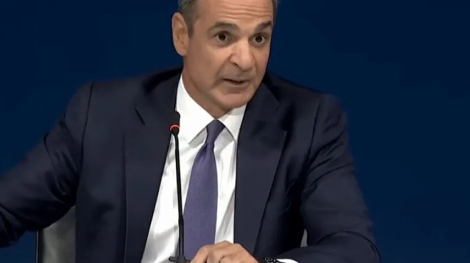 afora-oloys-toys-ellines-ektakti-dilosi-mitsotaki-gia-13o-mistho-kai-410564