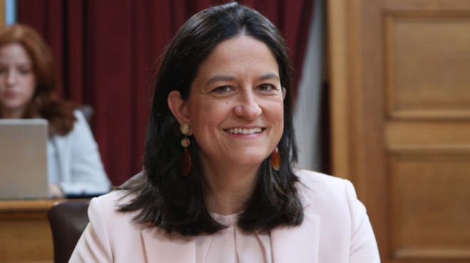 ektakto-tora-gia-oles-tis-anerges-miteres-poy-echoyn-paidi-mechri-15-eton-416217