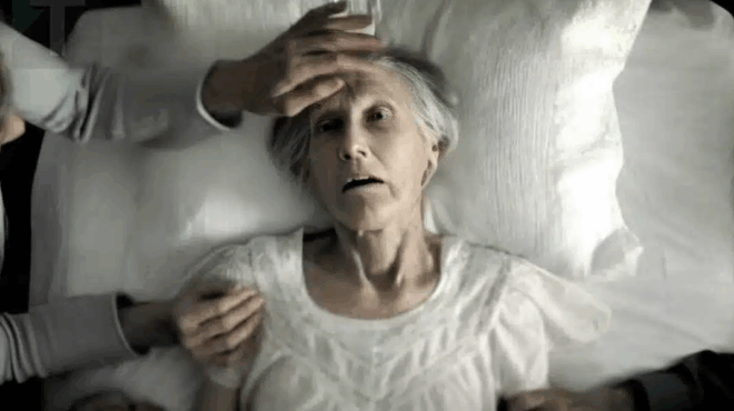 nosokoma-etoimothanaton-apokalyptei-andres-kai-gynaikes-echoyn-polla-koina-oloi-epanalamvanoyn-kai-metanionoyn-gia-ayta-ta-5-pragmata-prin-pethanoyn-409354